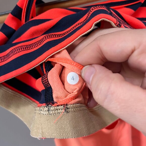 Lululemon Coral & Navy Striped Racerback Tank‎ Top With Built-In Bra Size 4 - Picture 3 of 6